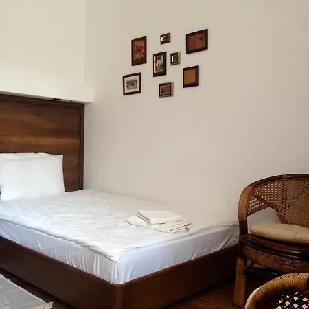 Guest Maria Luiza 3* فارنا